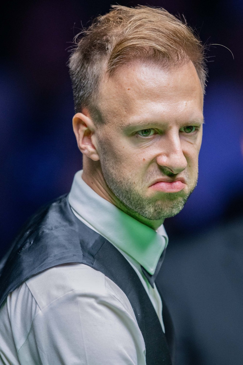 在他感到疲 在他感到疲