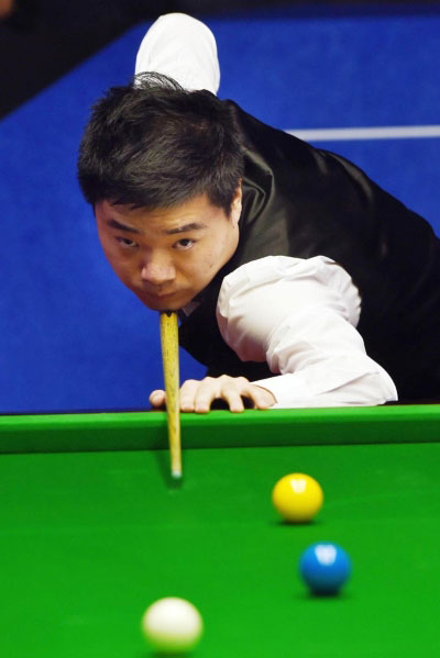 采用前场紧 采用前场紧