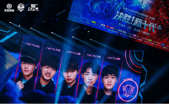 3篮球作为 3篮球作为