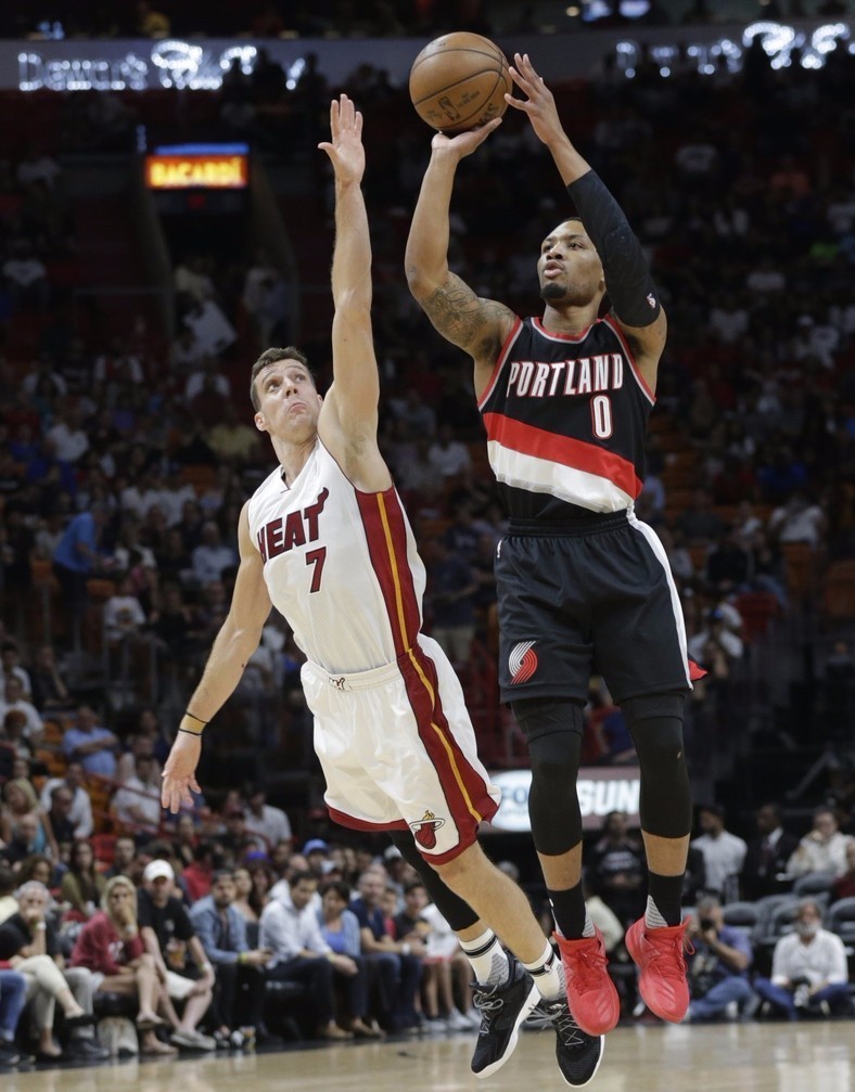 两个名字曾 两个名字曾