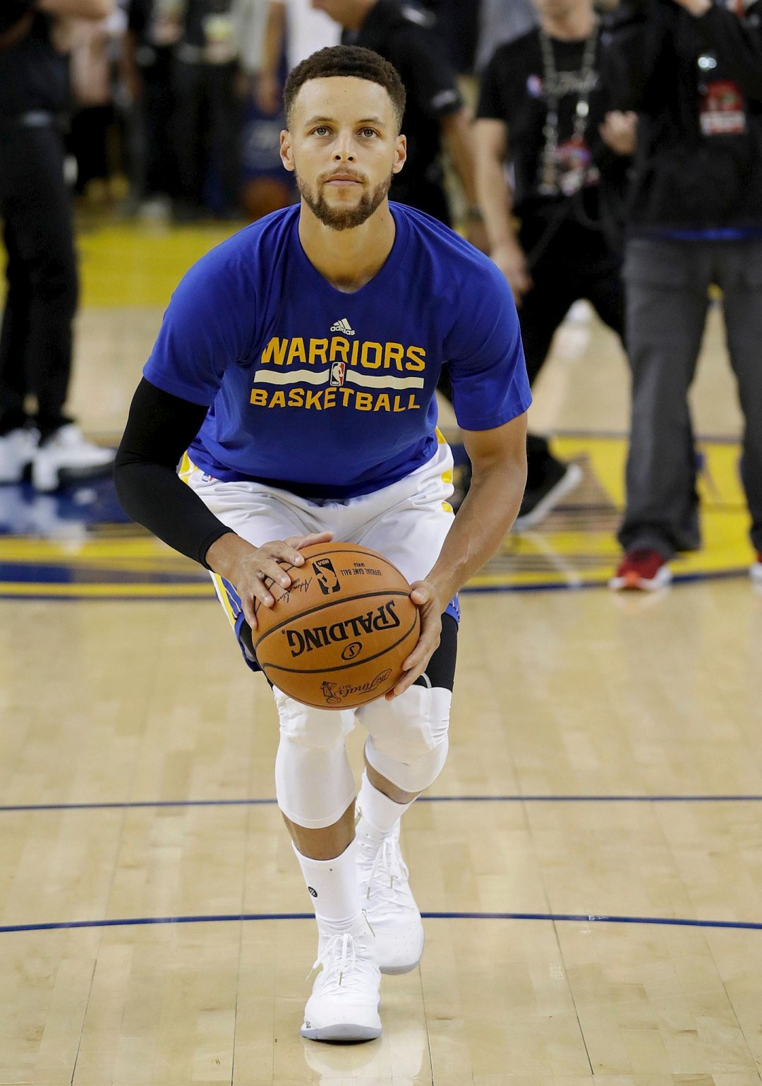 尽管巴黎和 尽管巴黎和