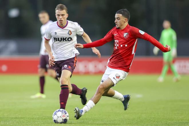 章做一个S 章做一个S